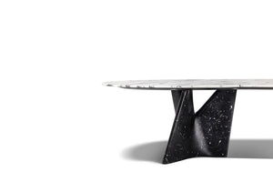 Infinitamente marble dining table