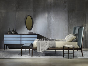 Luca Mattie bed